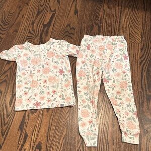 Girls Floral Pink & Cream Two-Piece Pajama Set